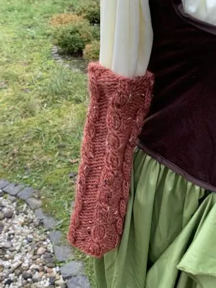 Outlander Pulswärmer Armstulpen mit Daumenloch